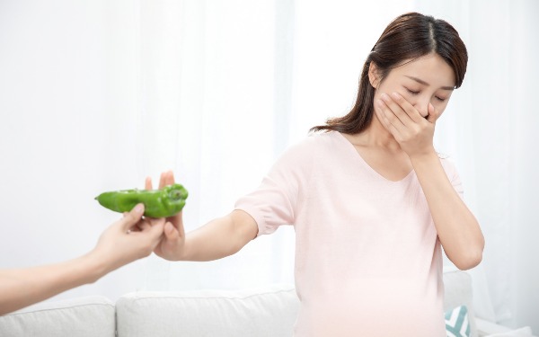 早孕恶心几天突然好了是不是胎停育了？怎么办？